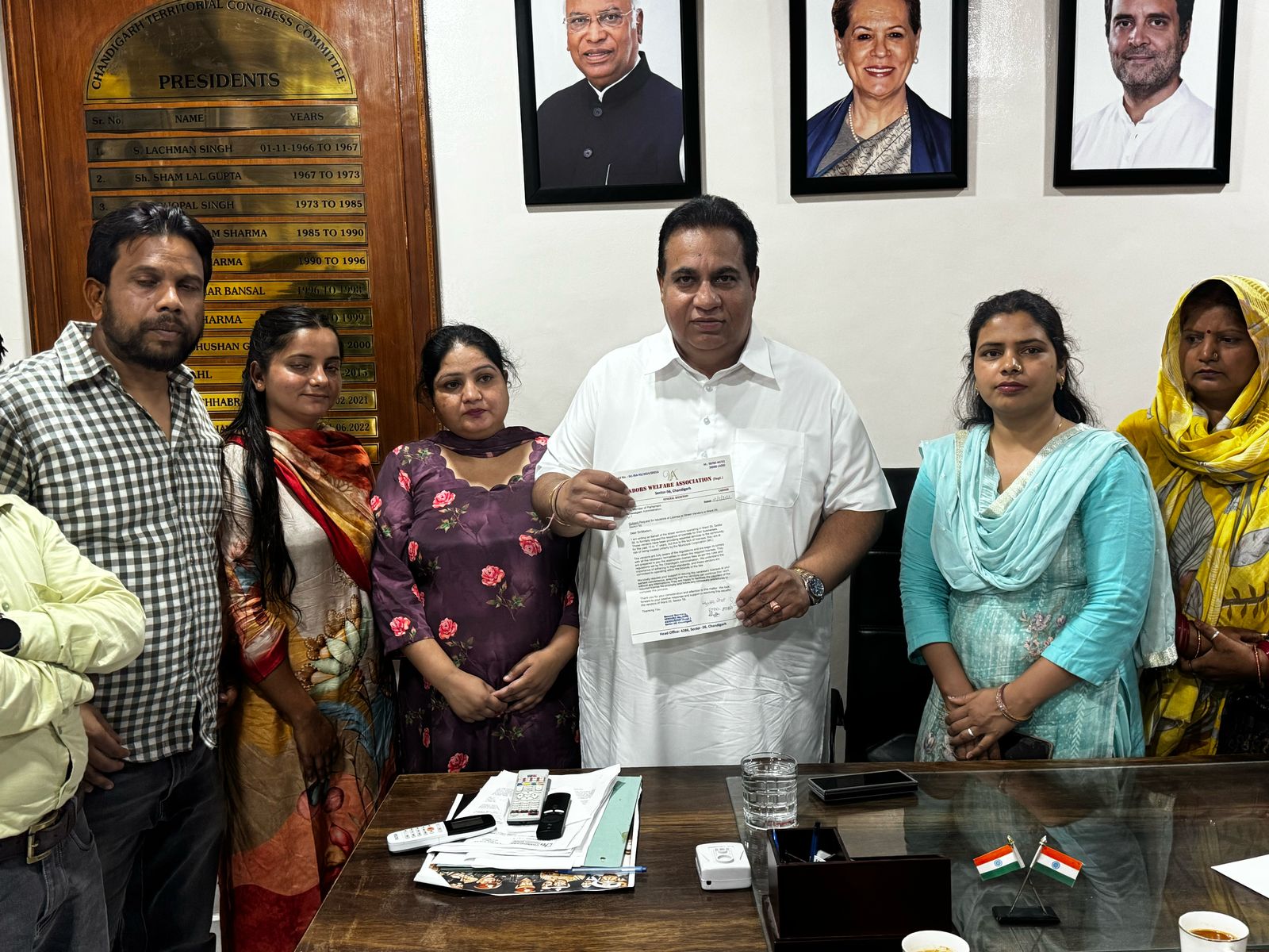 Demand letter given to Congress President Harmohinder Singh Lucky Demand for appropriate action to prevent increasing criminal incidents and anti-social activities in Sector 56 of Chandigarh.
